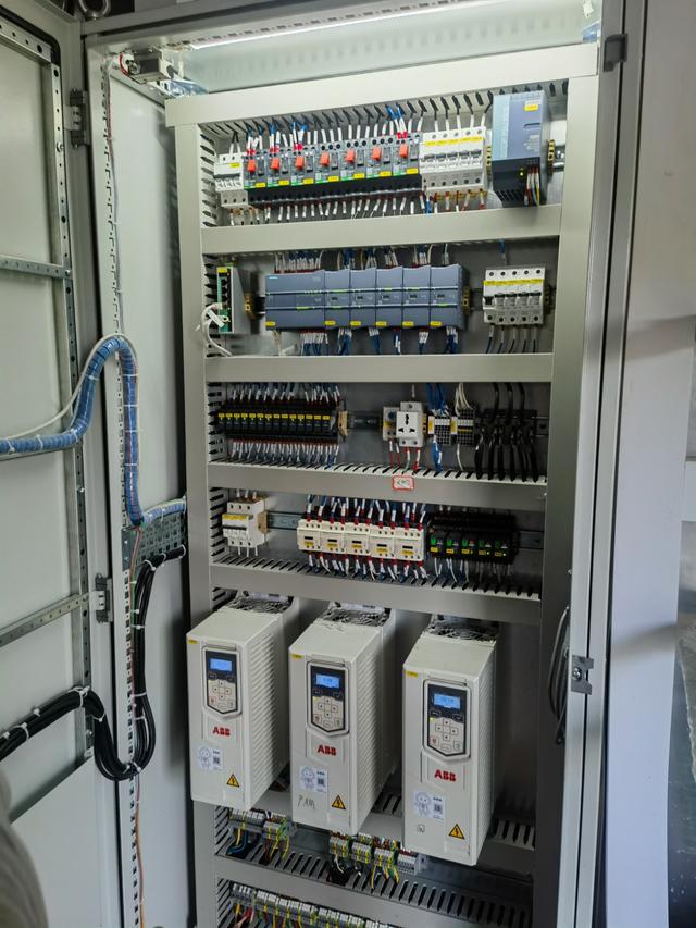 變頻控制柜廠家